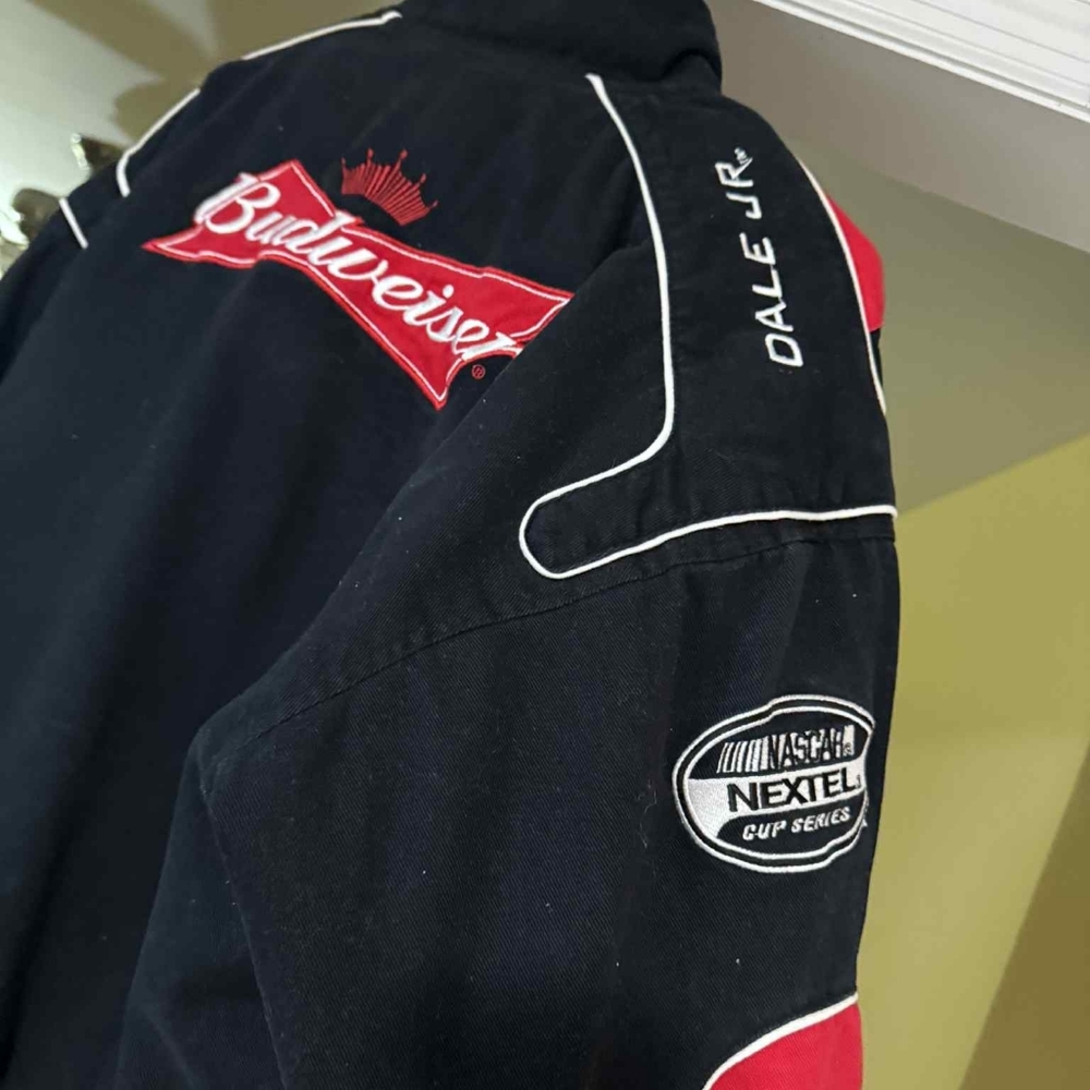 Dale Earnhardt Jr  Lg Winners Choice Budweiser Black and Red Jacket Like New T4 - Picture 4 of 4